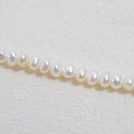 淡水パール　ホワイト　エッグ　2×4mm