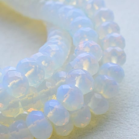 シンセティックオパール カットロンデル 5×8mm