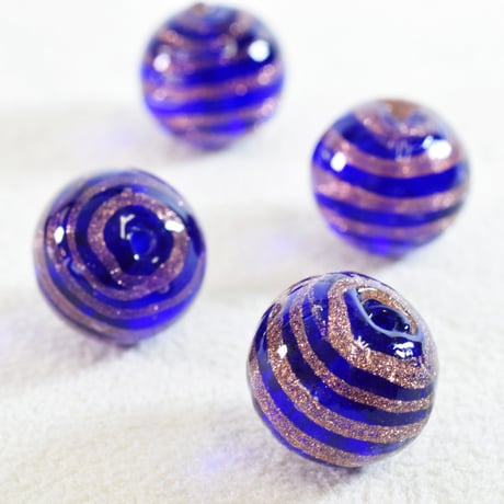 【ベネチアン】ラ・ペルラ　ラウンド約１２mm / 約２０mm