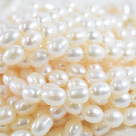 淡水パール ホワイト ライス 約6～7.5mm 【38～40cm】