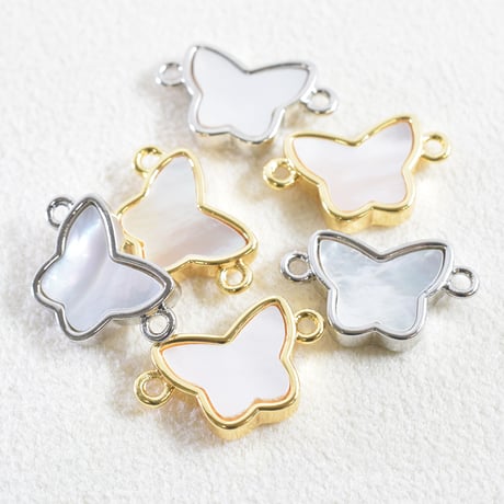 白蝶貝チャーム　バタフライ　2つカン　1個