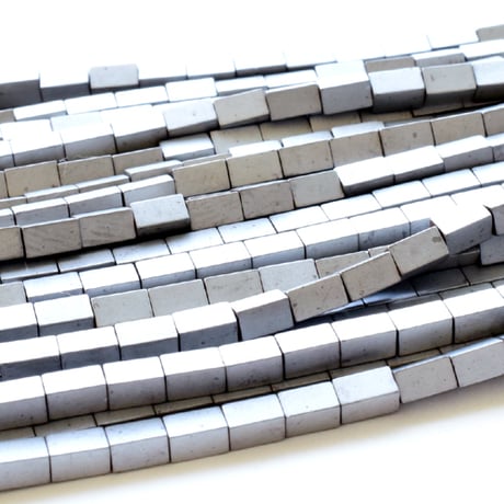 メタルコーティングヘマタイト 2×4mm【マットシルバー】