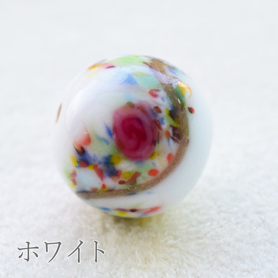 5db04eb65e510e2e96e8377c