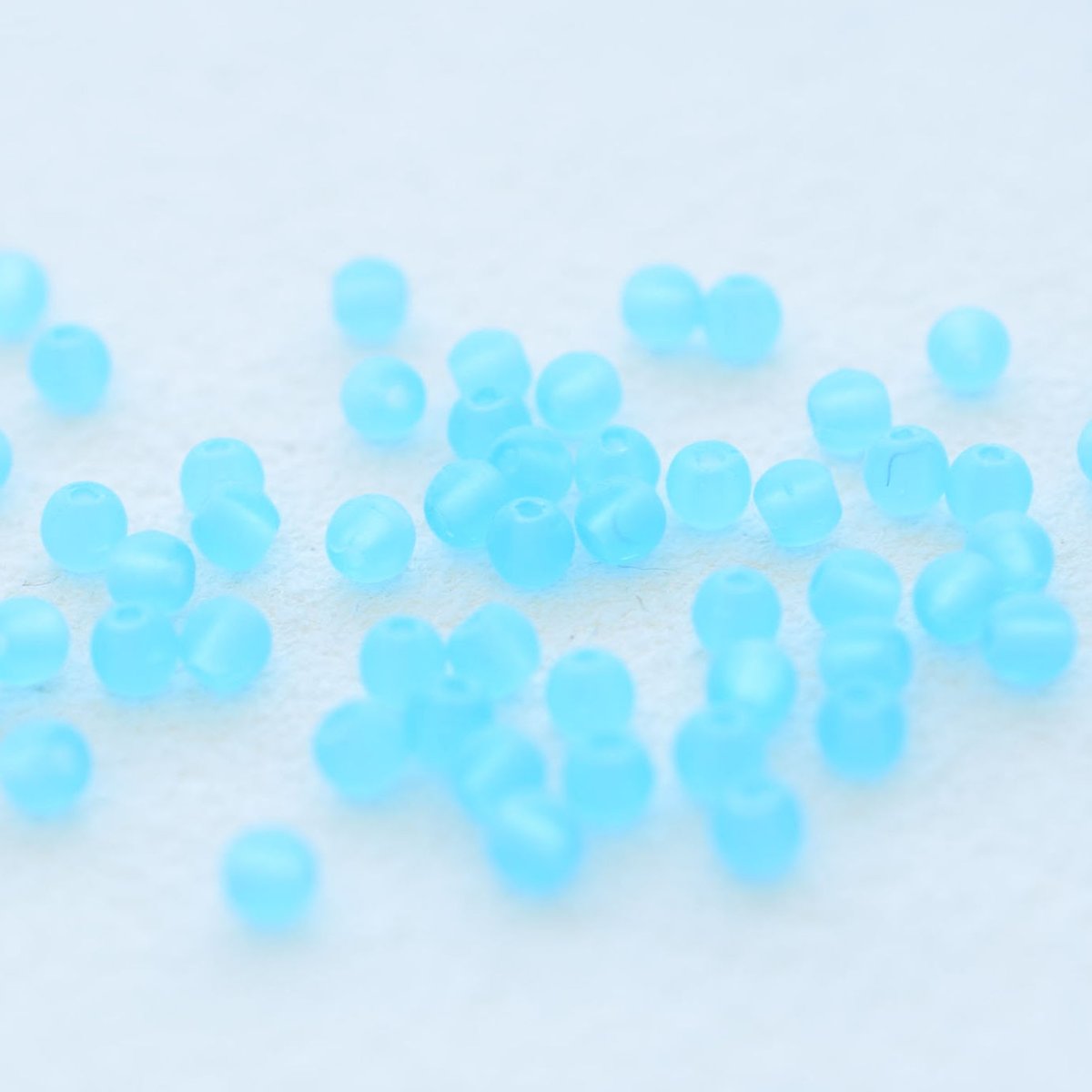 全7色】チェコ製 ガラスビーズ3mm玉 20g | beads lot