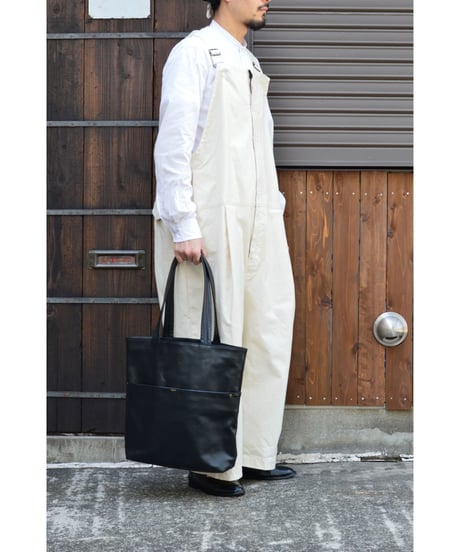 SIGNATURE TOTE / LEATHER