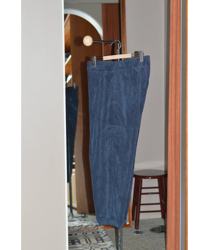 8.5分丈カーゴパンツ / ポリエステルコーディロイ / Navy 8.5分丈カーゴパンツ / ポリエステルコーディロイ / Navy