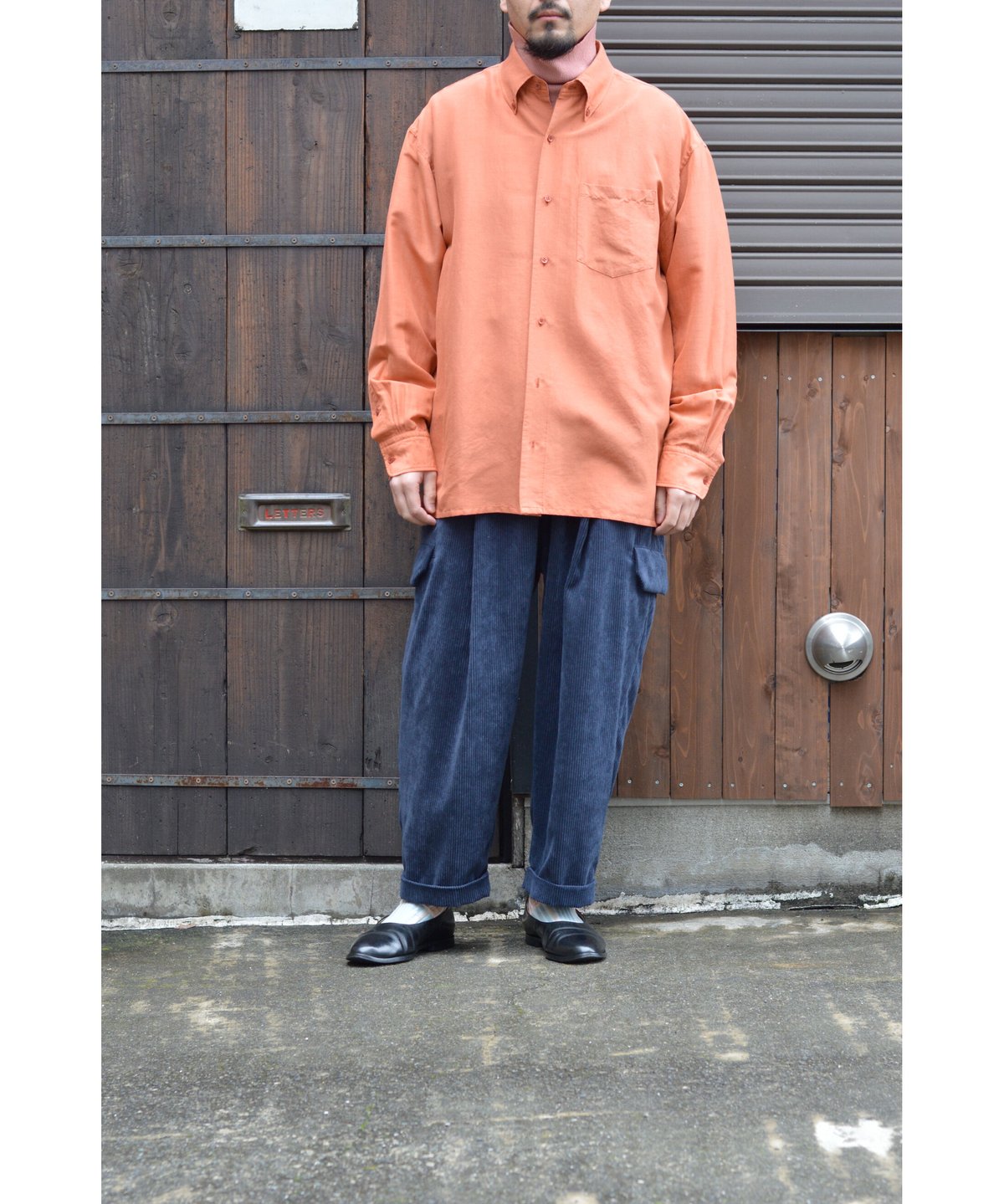 8.5分丈カーゴパンツ / ポリエステルコーディロイ / Navy 8.5分丈カーゴパンツ / ポリエステルコーディロイ / Navy