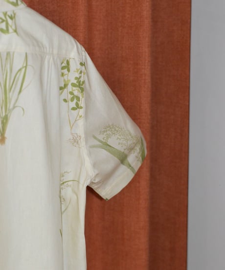 open collar shirt / BEIGE