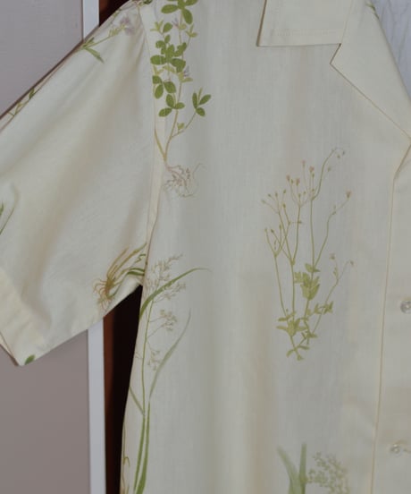 open collar shirt / BEIGE
