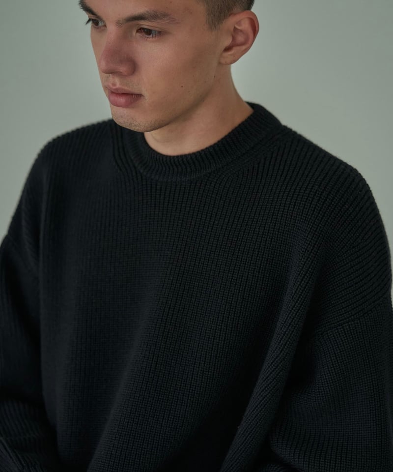 LOW GAUGE MERINO CREWNECK KNIT / BLACK | CLOTH&