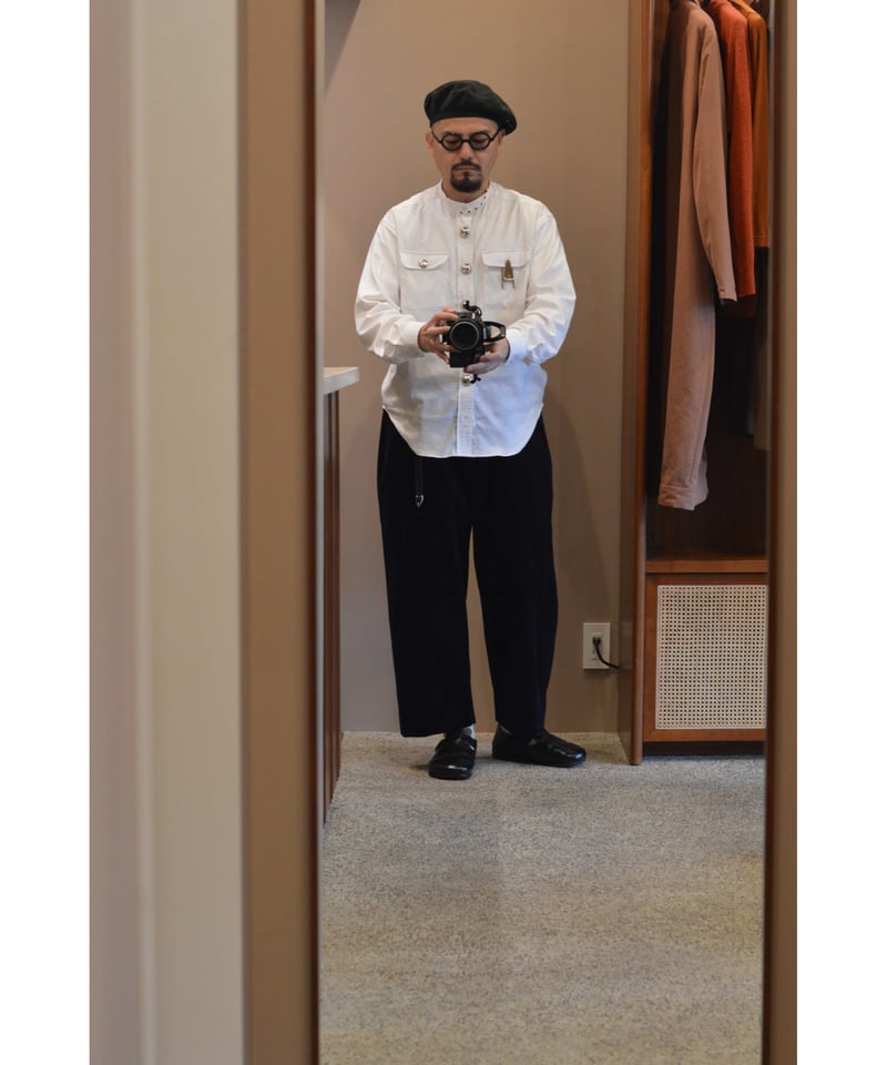 BRITISH CORDUROY TUCK WIDE PANTS / NAVY | CLOTH