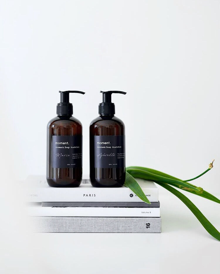 Aromatic soap 「APHRODITE」 | moment.robe