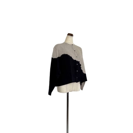 suzusan Linen Long Sleeve Collarless Blouse