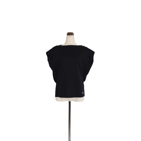 support surface ボートネック・カットソー Black