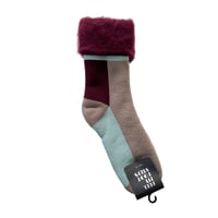 FEEL MY FOOTSTEPS MOKOMOKO SUKKA TOUN-M-fluffy socks  bordeaux
