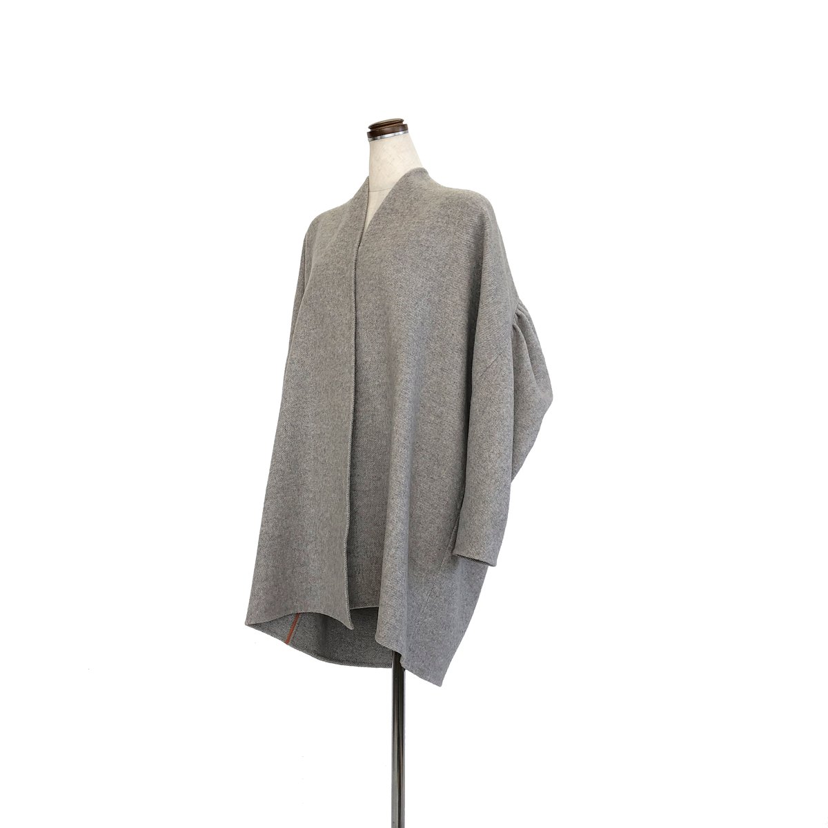 support surface サポートサーフェス ギャザースリーヴ・コート  