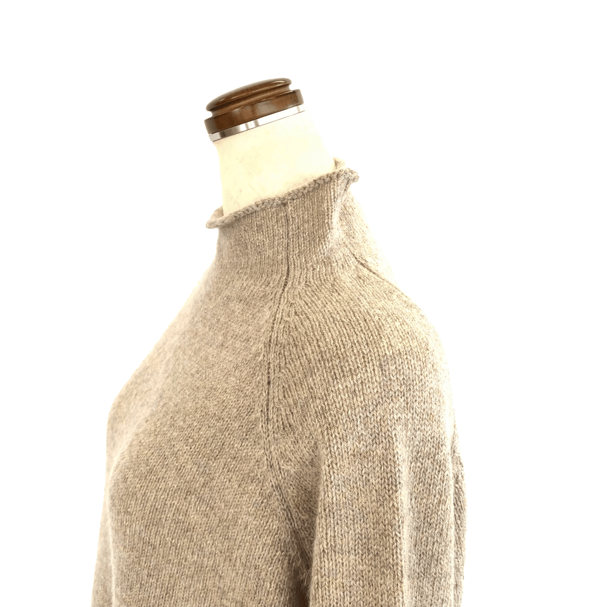 apuntob（アプントビー）オフネック・ラグラン・カシミヤ