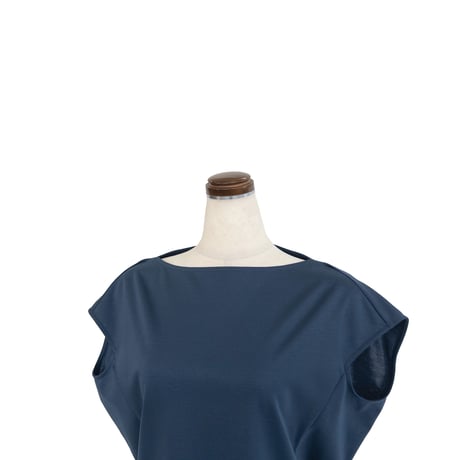 support surface ボートネック・カットソー Ash Blue