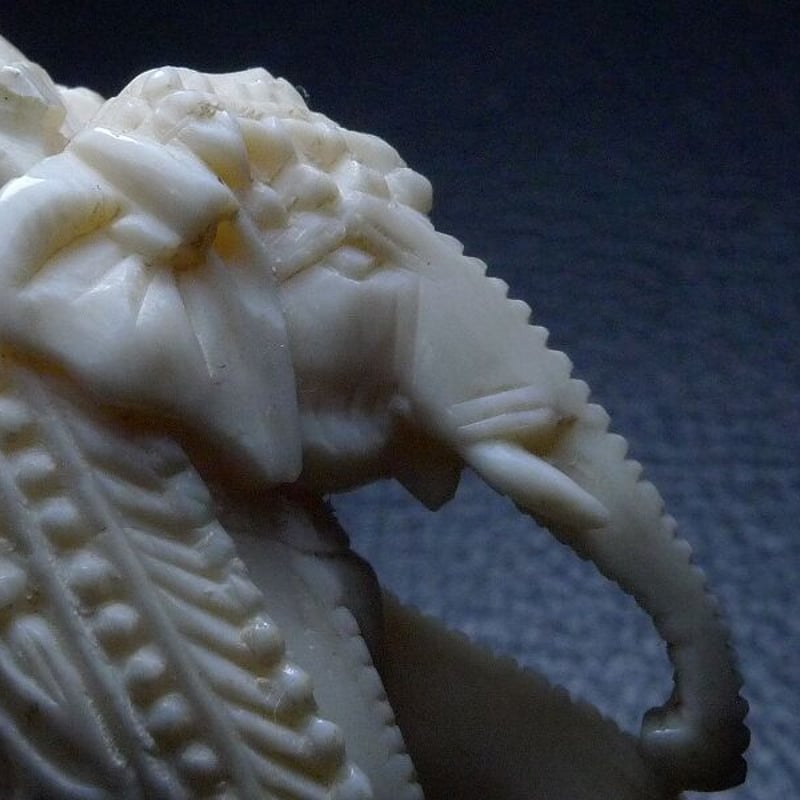 △本象牙象使い根付29g・提げ物/置物△NE63△ | 象牙屋本舗 こほく堂