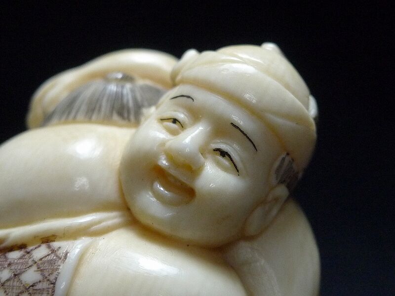 △山口？作・本象牙相撲根付17g・提げ物△NE69△ | 象牙屋本舗 こほく