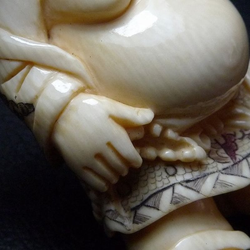 骨董象牙調人物、布袋福禄寿、赤紐付 骨董骨調人物、布袋福禄寿、赤