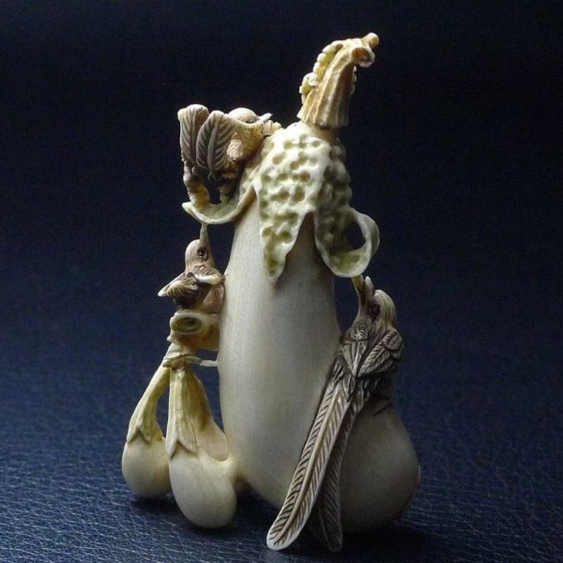 △松山作・本象牙茄子鳥彫刻鼻煙壷13g・提げ物根付△NE14