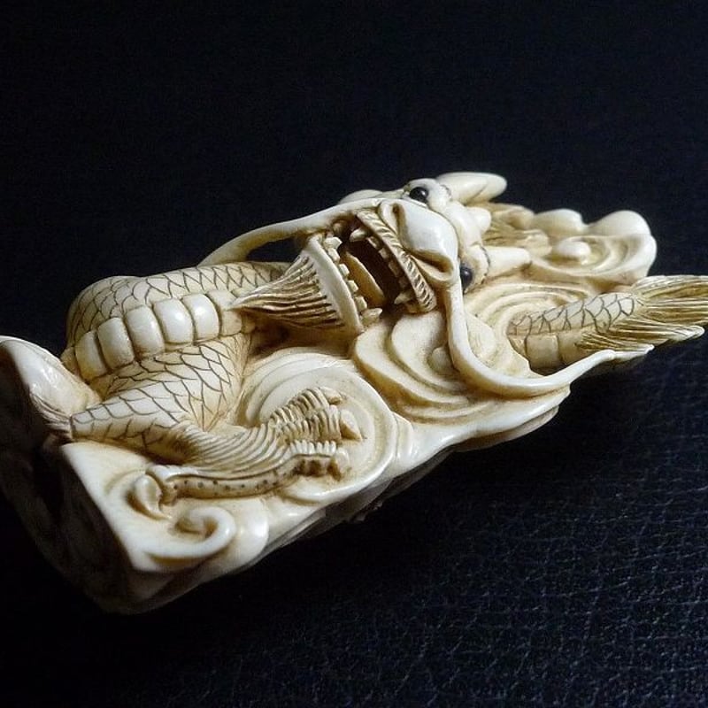 ♥象牙調　根付　竜　龍　ドラゴン　骨董品　アンティーク　レトロ ♥象牙調 根付 竜 龍 ドラゴン 骨董品 アンティーク レトロ