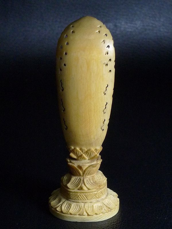 古銅観自在菩薩　旧家蔵出し、骨董品、縁起物、風水、お守り、古美術、刻印 古銅観自在菩薩 旧家蔵出し、骨董品、縁起物、風水、お守り、古