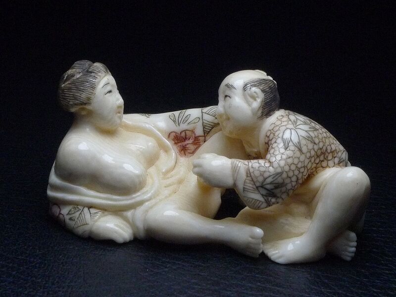 ③根付春画作品最高傑作　コレクター垂涎　天然素材牙彫　品薄入手困難　格安放出 ③根付春画作品最高傑作 コレクター垂涎 天然素材牙彫 品薄入手