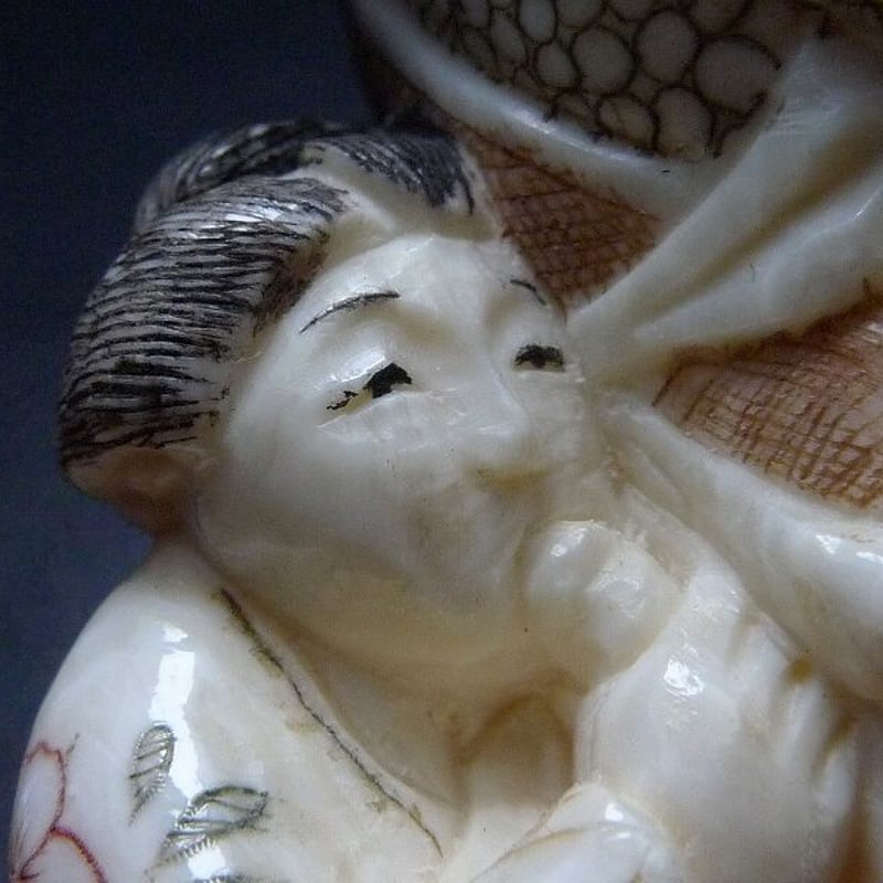 △光之?作・本象牙春画根付21g・提げ物△NE45△ | 象牙屋本舗 こ