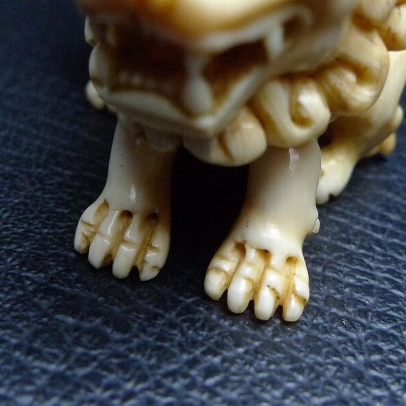 △耕月作・本象牙獅子親子根付19g・提げ物△NE35△ | 象牙屋本舗 こほ