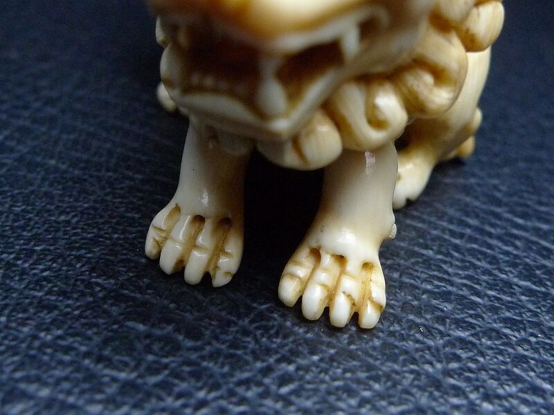 △耕月作・本象牙獅子親子根付19g・提げ物△NE35△ | 象牙屋本舗 こほ