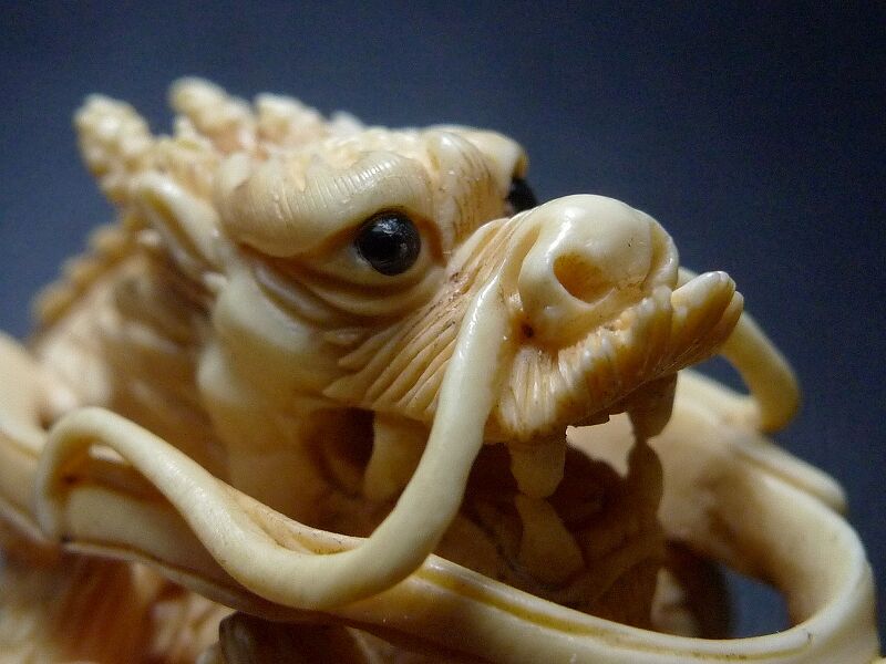 根付　おかめ　天然素材　動物牙　提げ物　時代 根付 おかめ 天然素材 動物牙 提げ物 時代