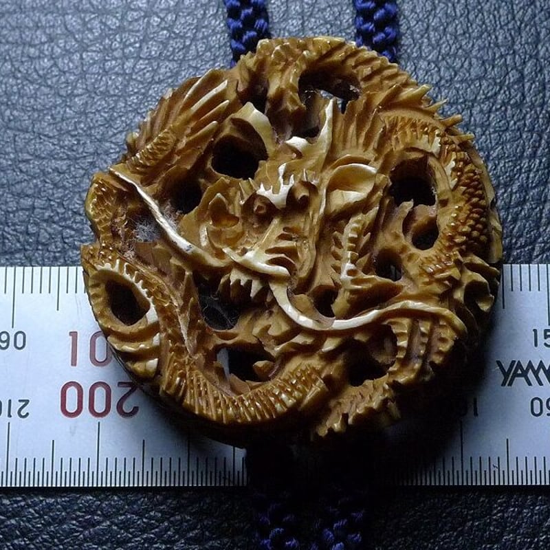 △本象牙材龍透かし彫刻ループタイ32g/ポーラーロープタイネクタイ