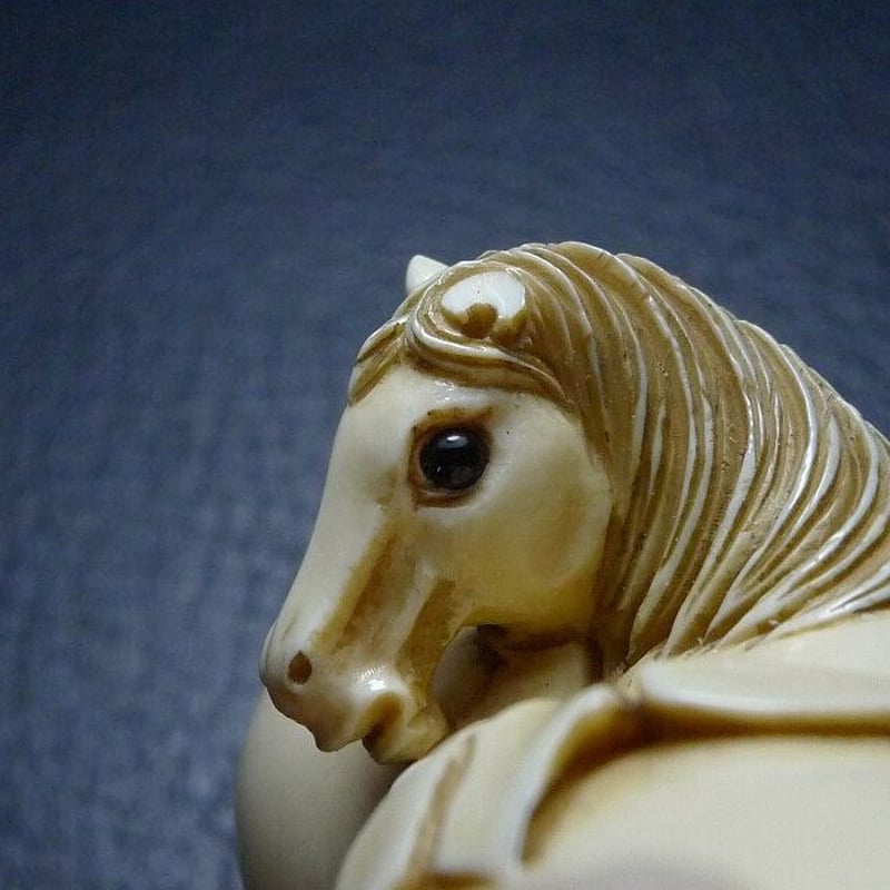 △松山作・本象牙茄子馬根付20g・提げ物△NE37△ | 象牙屋本舗 こほく
