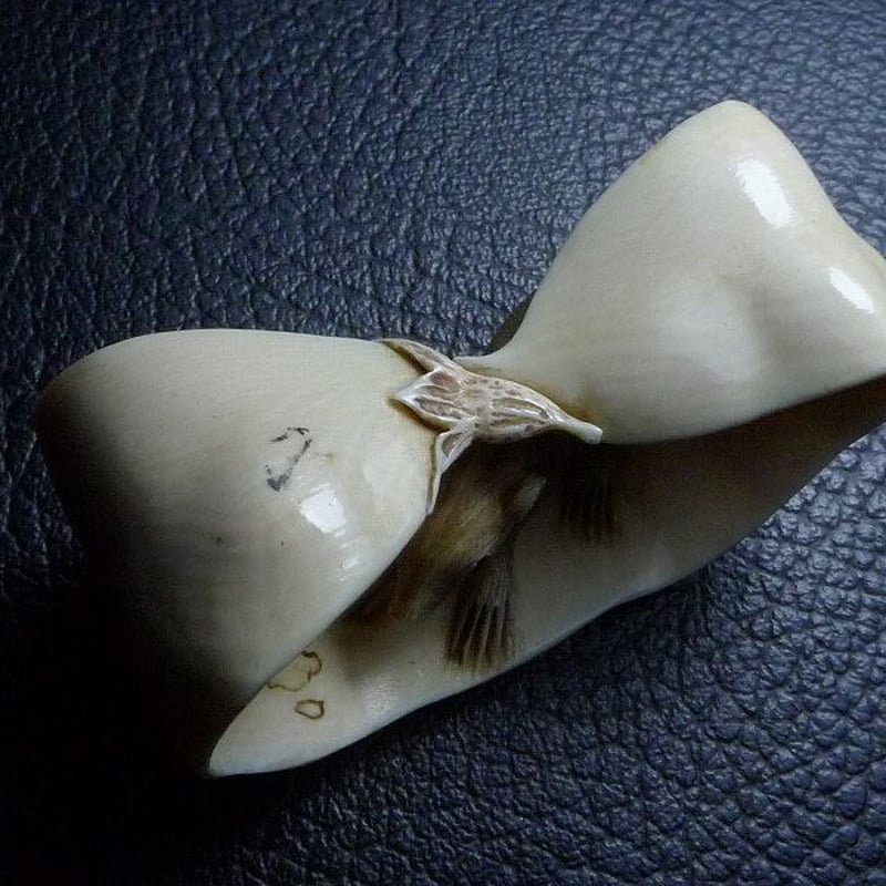 △松山作・本象牙鼠根付8g・提げ物△NE30△ | 象牙屋本舗 こほく堂 本