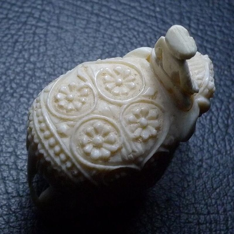 △本象牙象使い根付29g・提げ物/置物△NE63△ | 象牙屋本舗 こほく堂