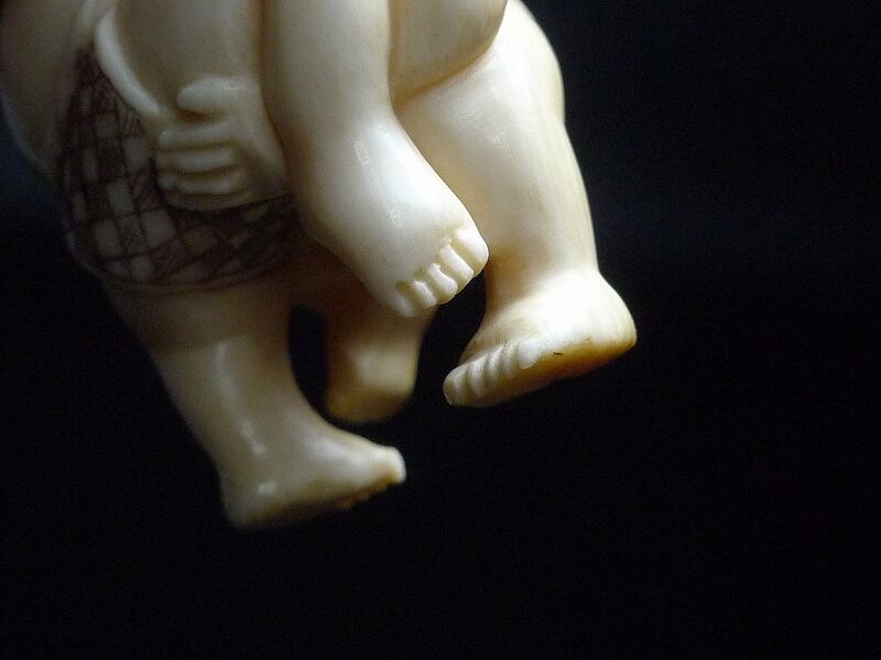 相撲 根付 彫刻 縁起物 original