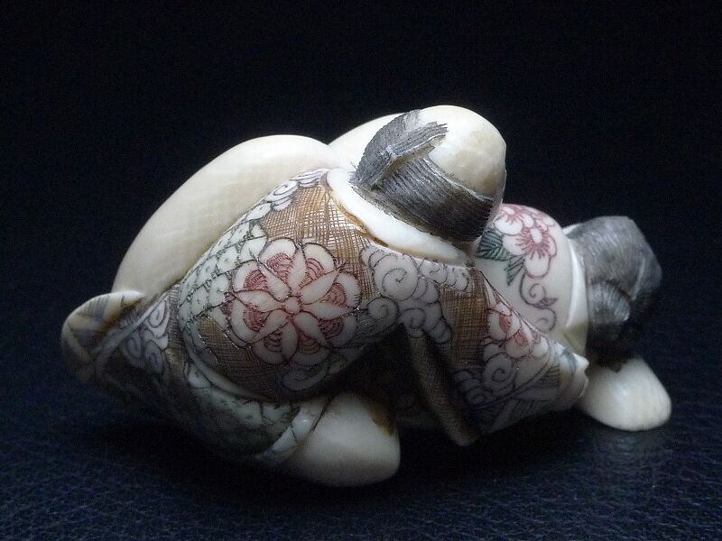 春画　根付　置物　骨董　② 春画 根付 置物 天然素材 骨董 古美術 - メルカリ