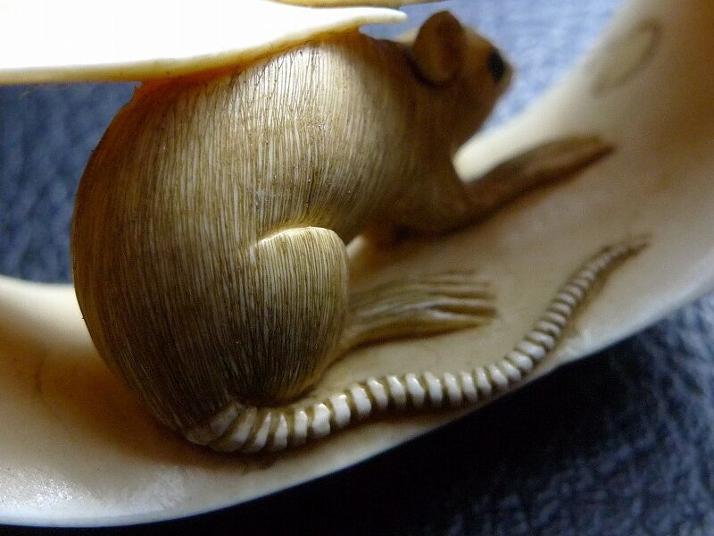 根付け　鼠　ネズミ　ねずみ　骨製 original