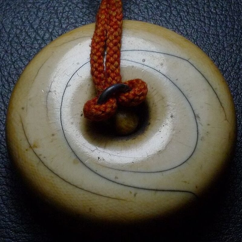 骨董品古美術、象牙調饅頭根付、 鍔 骨董品古美術、象牙調饅頭根付、 鍔