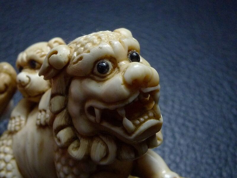 提げ物と木彫獅子根付 44g 東Y7-0918⭐︎2Fタエサ 提げ物と木彫獅子