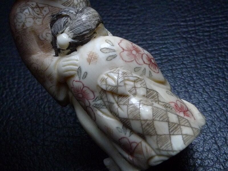 △光之?作・本象牙春画根付22g・提げ物△NE47△ | 象牙屋本舗 こほく堂