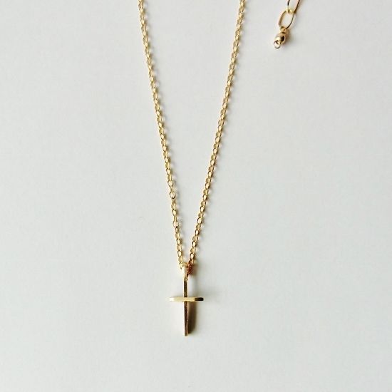 ミニクロスネックレス | ナンバー(数字)とイニシャルの ミニクロスネックレス | ナンバー(数字)とイニシャルの