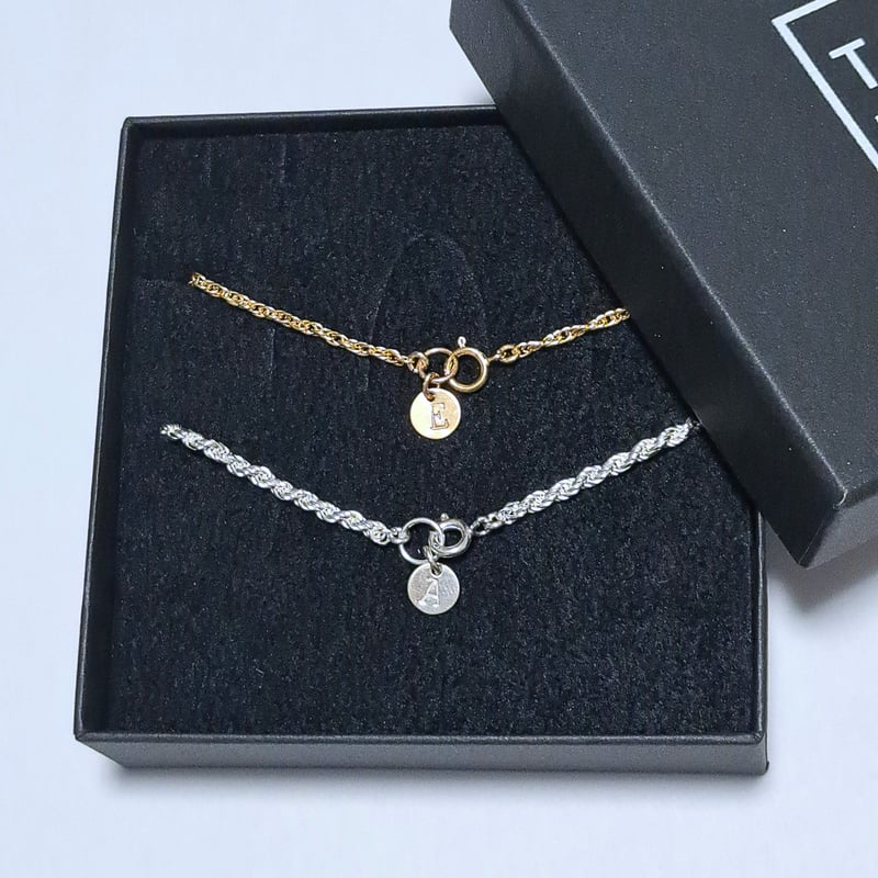 イニシャルペアブレスレットセット【ペア】 | ナンバー（数字）と