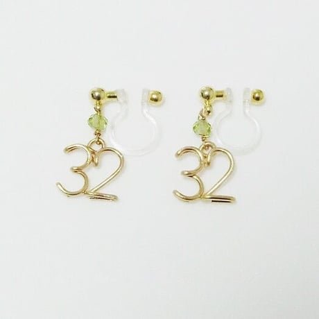 数字(ナンバー)2ケタと誕生石のイヤリング(ノンホールピアス)