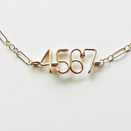 数字(ナンバー)4ケタチェーンブレスレット