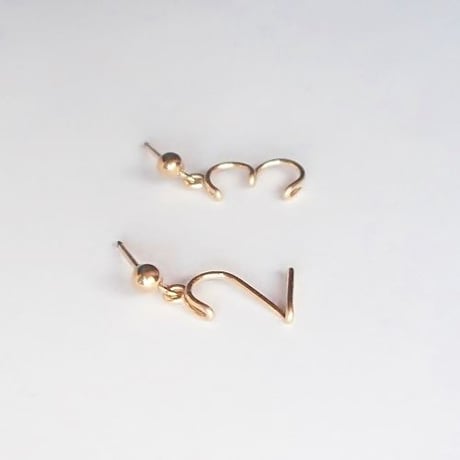 数字(ナンバー)スタッドピアス
