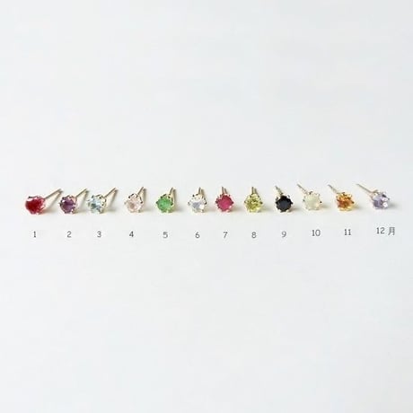 ひとつぶイニシャルと誕生石のスタッドピアス 【10金】