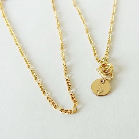 ロング&ショートデザインチェーンネックレス(イニシャルプレート付き)